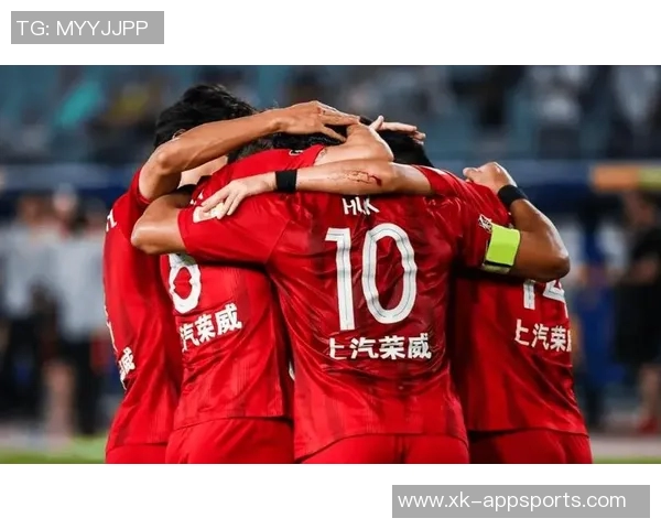 中国足球队6号球星领衔全新战术布局 助力球队冲击国际赛场荣耀