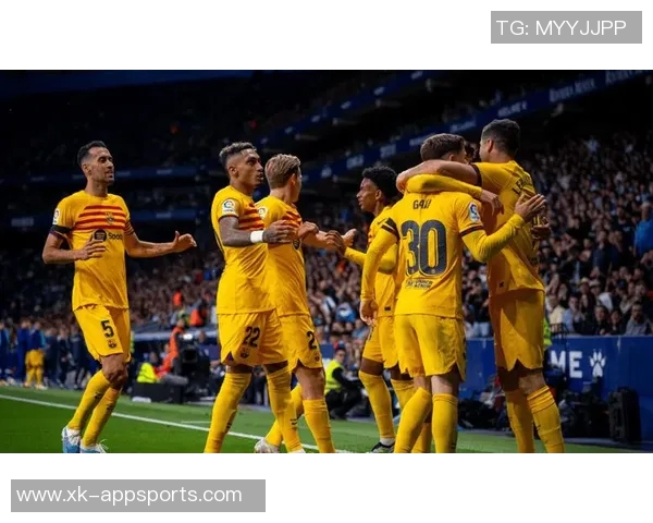 全球球迷热议谁的足球集锦最多超越传奇巨星的精彩瞬间