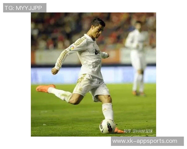 足球巨星射门球速揭秘高速瞬间展现力量与技术之巅 足球巨星射门球速揭秘高速瞬间展现力量与技术之巅